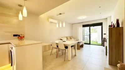 Apartment in Guardamar del Segura photo 12