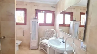 Chalet in Elda photo 13