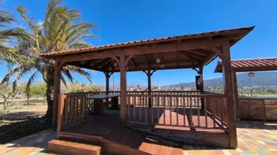 Chalet in Camarillas photo 3
