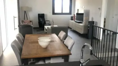 Chalet in Camarillas photo 3