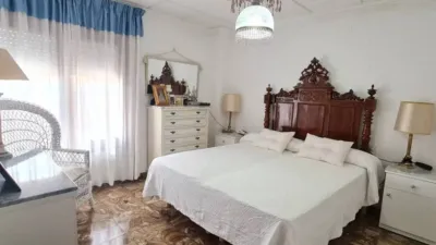 Chalet in Elda photo 11