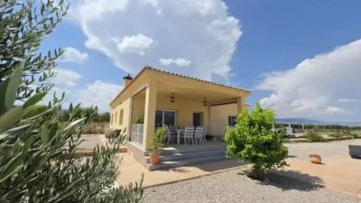Chalet in Camarillas photo 4