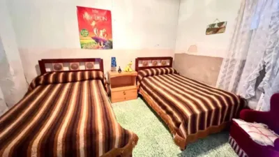 Chalet in Camarillas photo 16