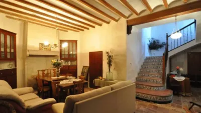 Chalet in Camarillas photo 2