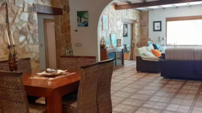 Chalet in Petrer photo 10