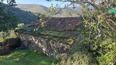 Casa rústica en Santa María de Cayón photo 9