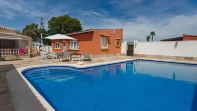 Chalet in Almoradí photo 2