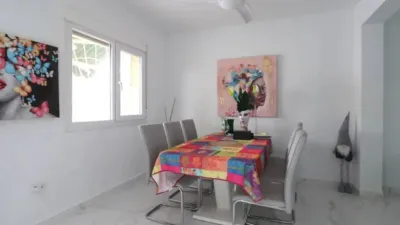 Casa – Benijófar, Urbanización Monteazul - Más
