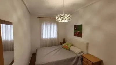 Apartment on Beniajan Street photo 14