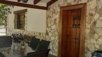 Chalet in Petrer photo 3