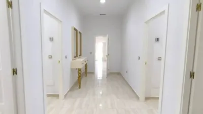 Chalet in Camarillas photo 9