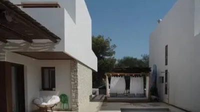 Chalet on Calle La Rambla, No Number photo 3