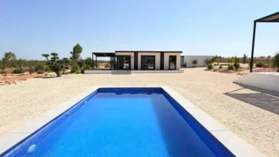 Chalet in Camarillas photo 20