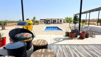 Chalet in Camarillas photo 17