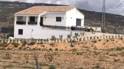 Chalet in Camarillas photo 19