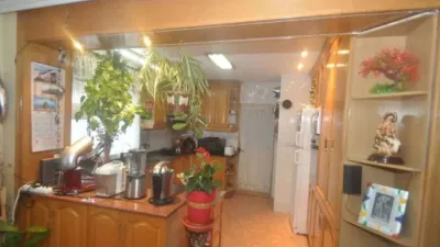 Chalet en Camarillas photo 7