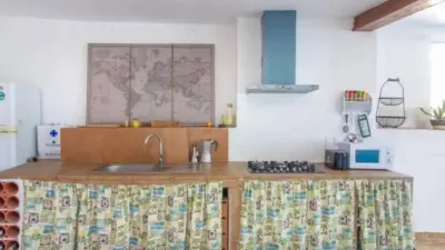 Chalet in Camarillas photo 9
