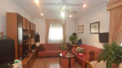 Chalet in Camarillas photo 4