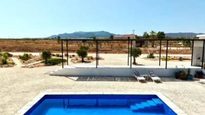 Chalet in Camarillas photo 6