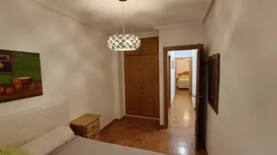 Apartment on Beniajan Street photo 15