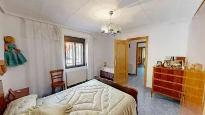 House in Munera photo 8
