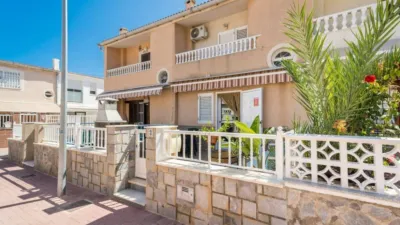Terraced house on Calle Bulnes photo 47