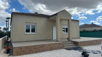 Chalet in Crevillent photo 2