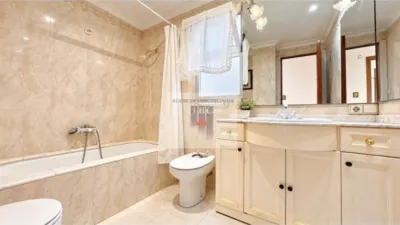 Apartment in Ensanche photo 14