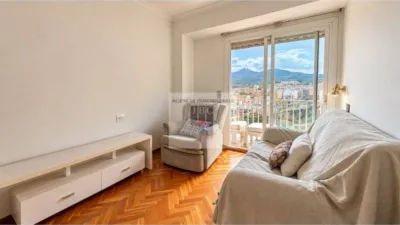 Apartment in Ensanche photo 8