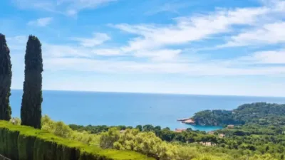 Chalet in Begur photo 3