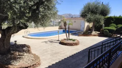 Chalet on Avenida Castillo Monteagudo photo 86