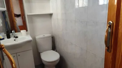 Piso en calle Miravete photo 23