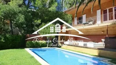 Chalet in Begur photo 4