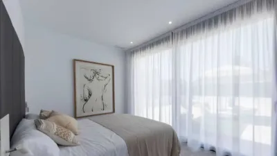 Chalet on Calle Urba Coto Rinales, 270 photo 32