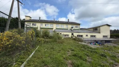 Edificio en venta en Cedeira - Vista 2