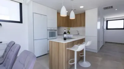 Chalet on Calle Urba Coto Rinales, 270 photo 17