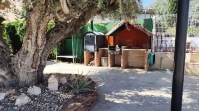 Chalet on Avenida Castillo Monteagudo photo 97