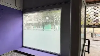 Local comercial en alquiler en Ferrol - Més