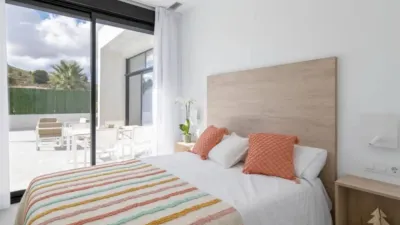 Chalet on Calle Urba Coto Rinales, 270 photo 21
