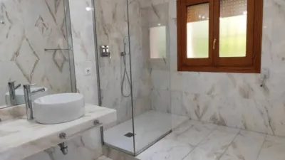 Chalet on Avenida Castillo Monteagudo photo 41