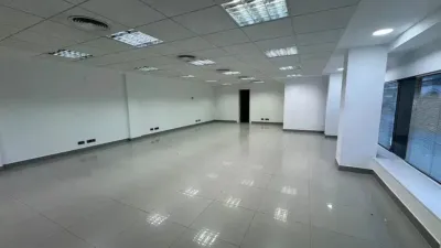 Local comercial en alquiler en Ferrol - Vista 3