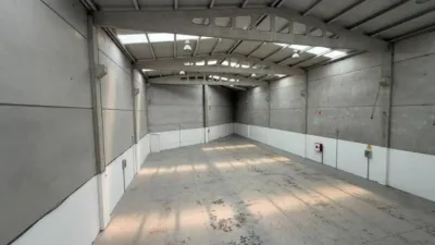 Nave industrial en alquiler en Trasancos-Castro-O Val - Més