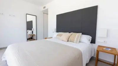 Chalet on Calle Urba Coto Rinales, 270 photo 29