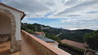 House on Carrer de Montecarlo photo 30