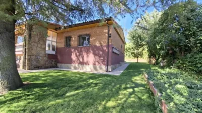 Chalet en El Casar photo 7