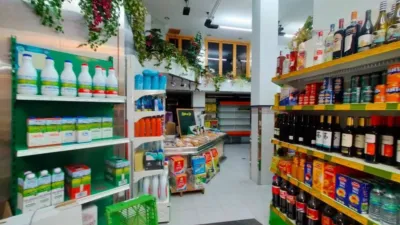 Local comercial en venta en Pravia - Más