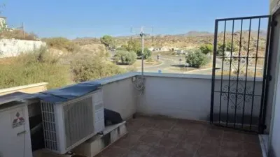 Terraced house on Calle Barrio Bajo La Portilla S-N photo 10