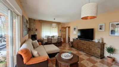 Chalet en El Casar photo 16