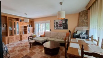Chalet en El Casar photo 15