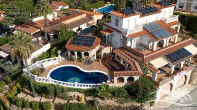 House on Carrer de Montecarlo photo 8